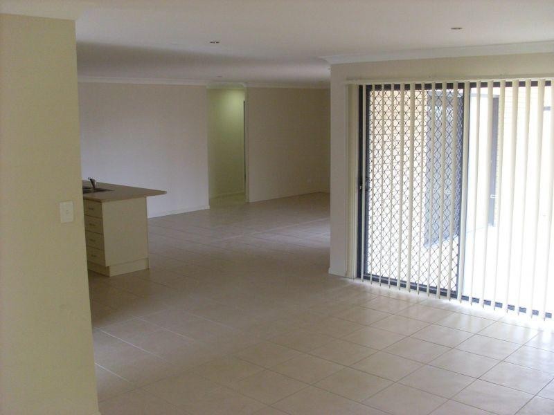 33 Ridgeview Drive, Gympie QLD 4570