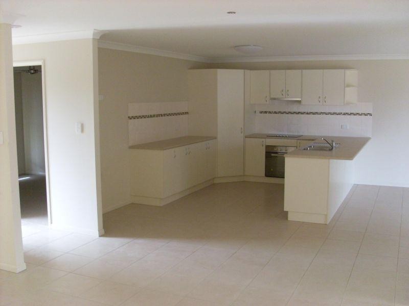 33 Ridgeview Drive, Gympie QLD 4570