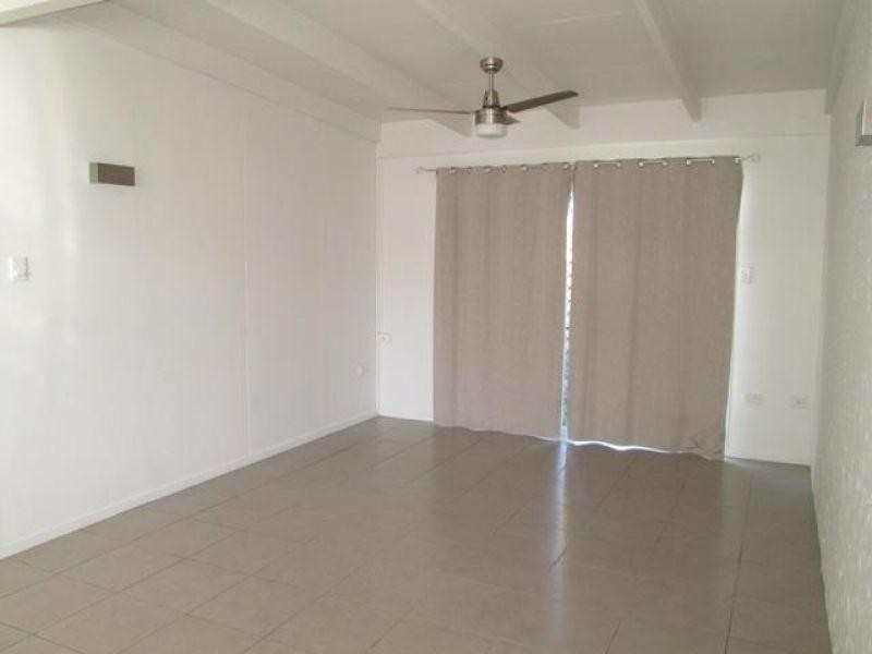 1/2 Stumm Road, Southside QLD 4570