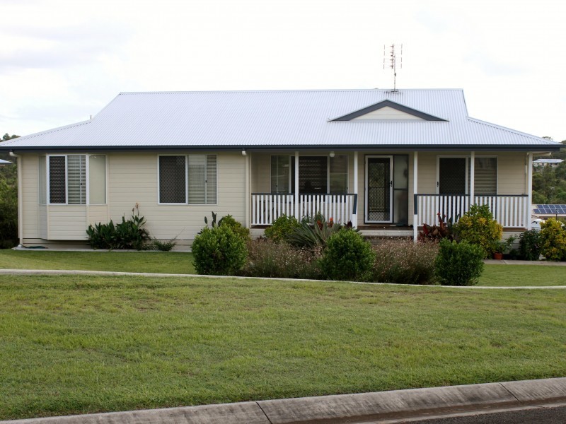 5 Rosewood Court, Southside QLD 4570