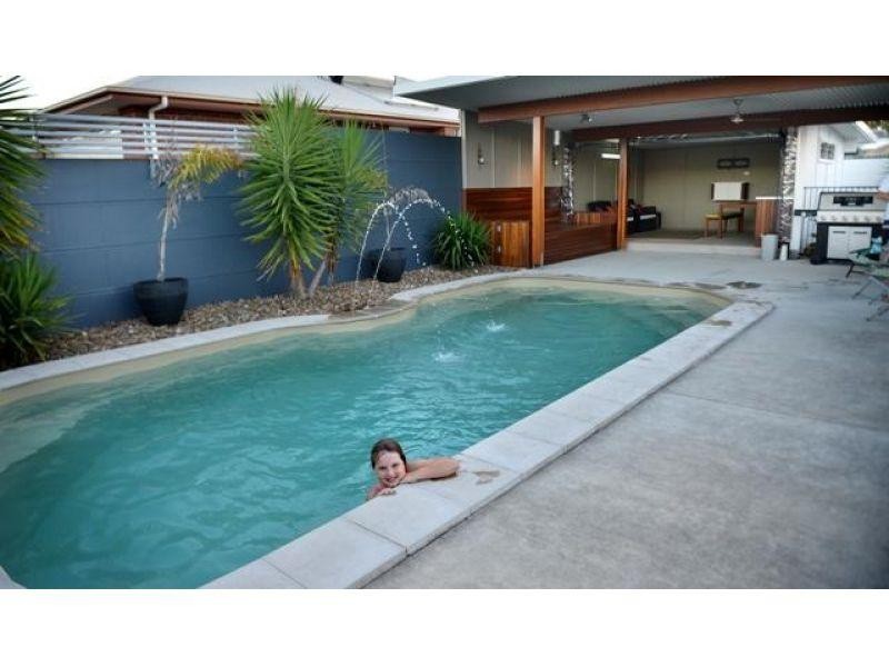 1 Centenary Close, Gympie QLD 4570