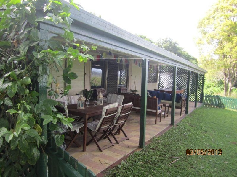 22 Figtree Road, Chatsworth QLD 4570