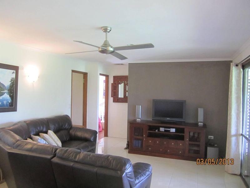 22 Figtree Road, Chatsworth QLD 4570