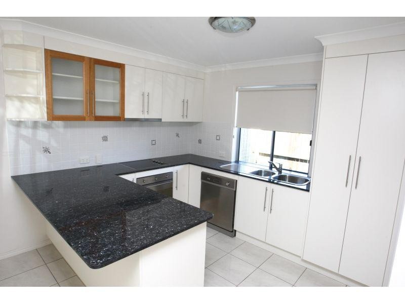 6/26  Esplanade, Tin Can Bay QLD 4580