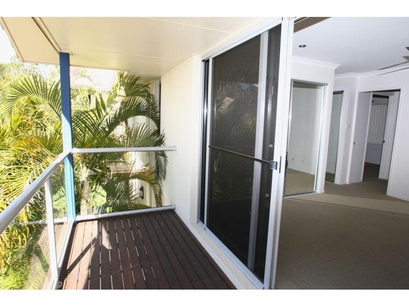 6/26  Esplanade, Tin Can Bay QLD 4580