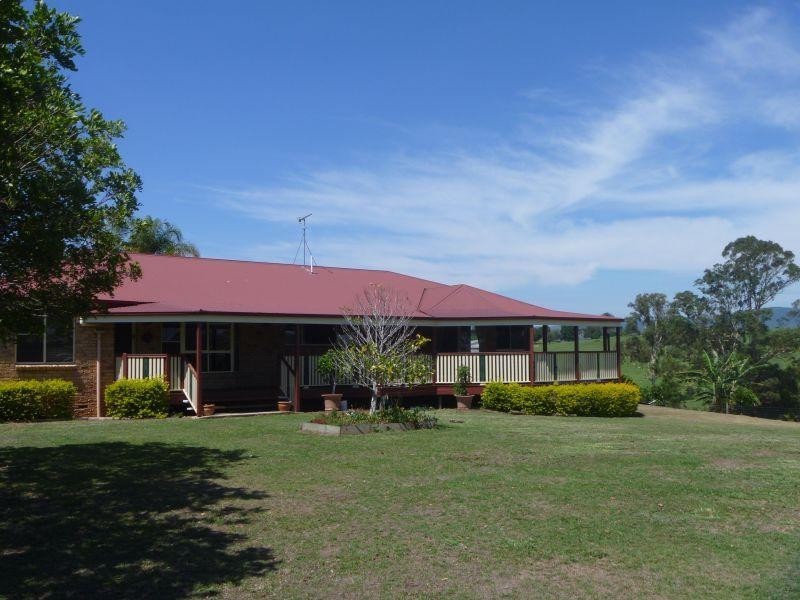 428 McIntosh Creek Rd, Mcintosh Creek QLD 4570