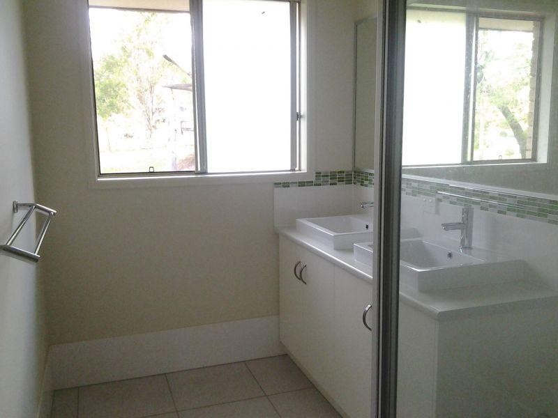 Glenwood QLD 4570