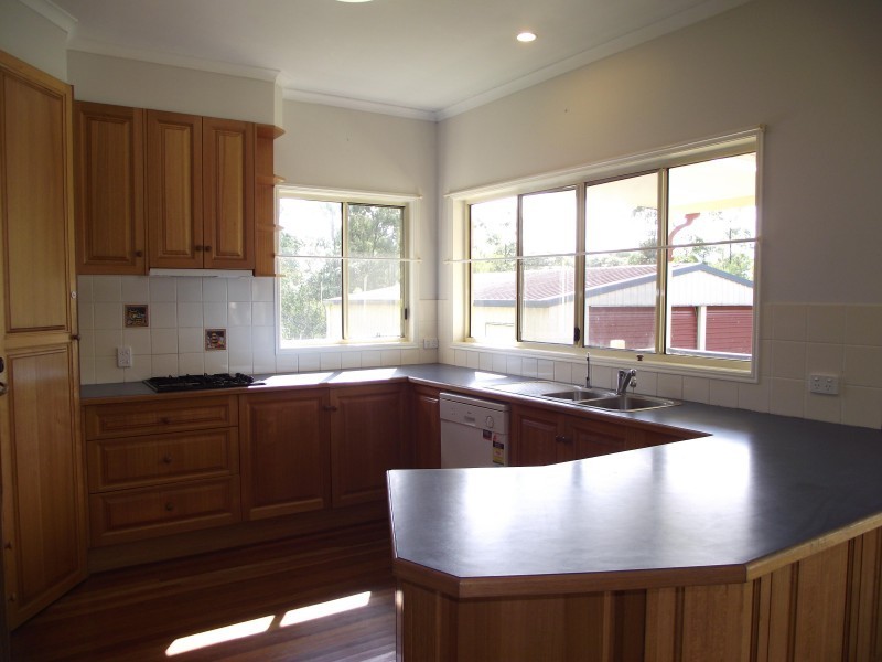 18 Deakin Court, Gympie QLD 4570