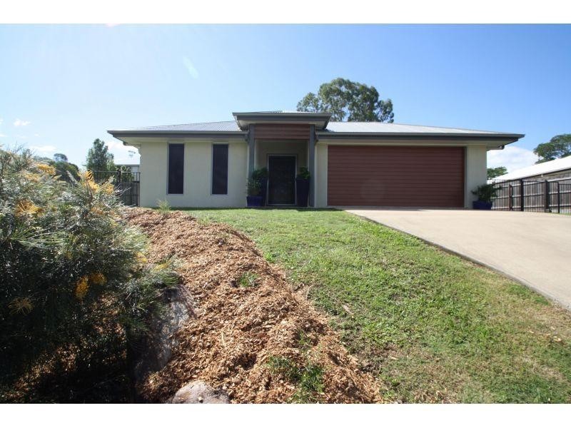 12 Eagle Hawk Drive, Southside QLD 4570