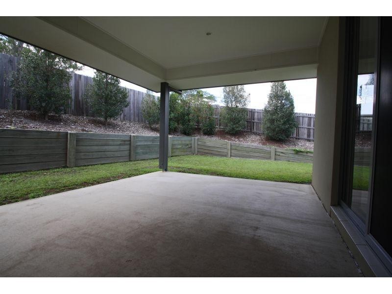 12 Eagle Hawk Drive, Southside QLD 4570