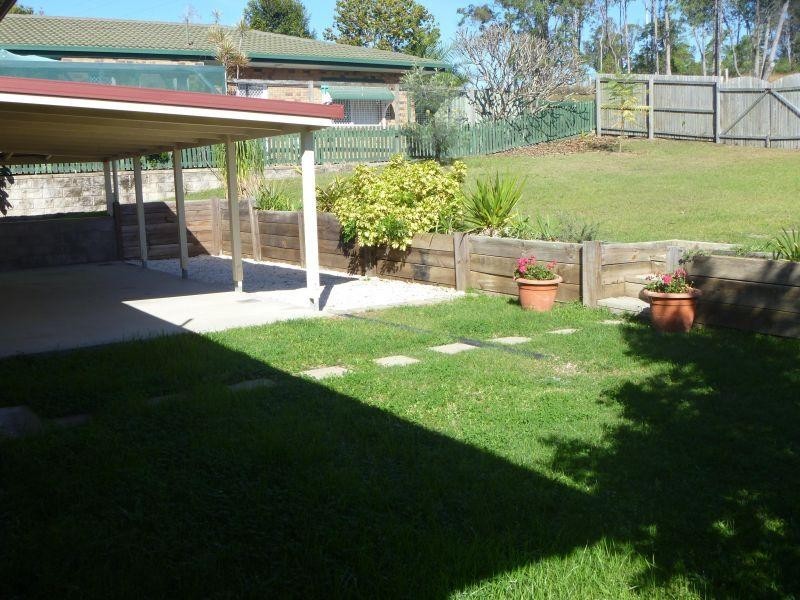 62 Furness Road, Southside QLD 4570