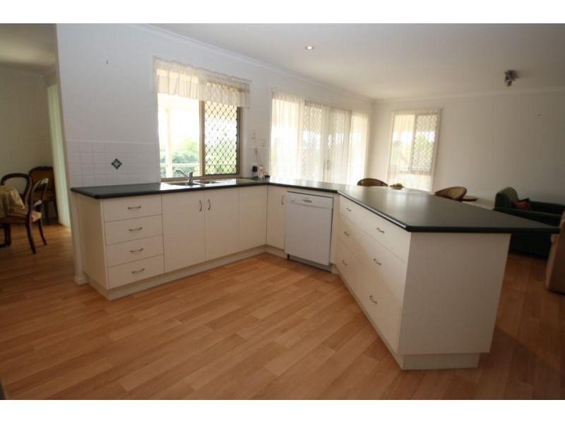 6 Panda Street, Southside QLD 4570