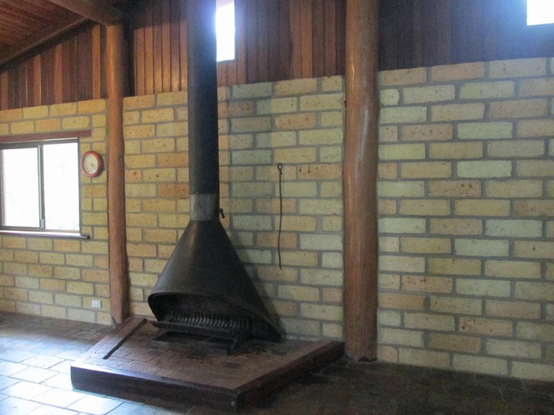 Goomboorian QLD 4570