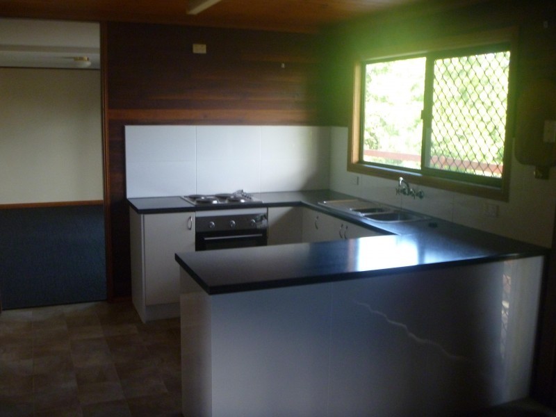 8 Araluen Terrace, Monkland QLD 4570