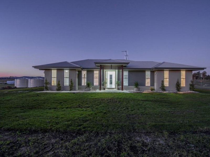 8 Carnoustie Court, Curra QLD 4570