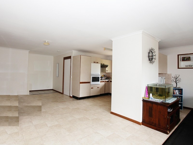 9 Middle House Bruce Highway, Gympie QLD 4570