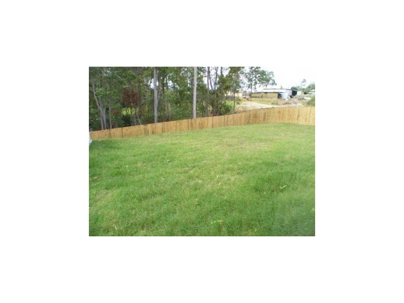 51 McPhail, Southside QLD 4570