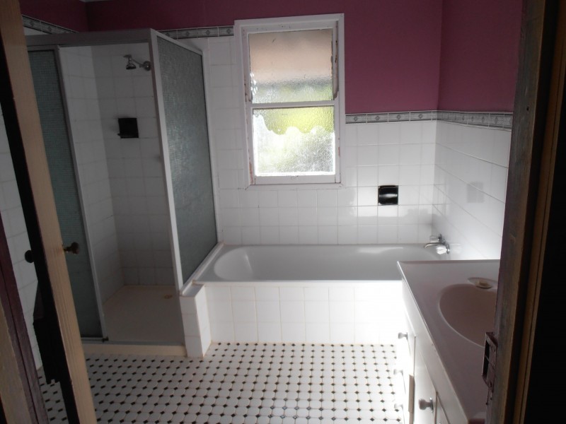 East Deep Creek QLD 4570