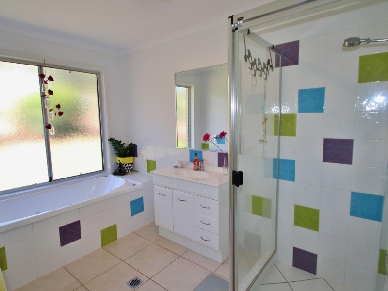 Pie Creek QLD 4570