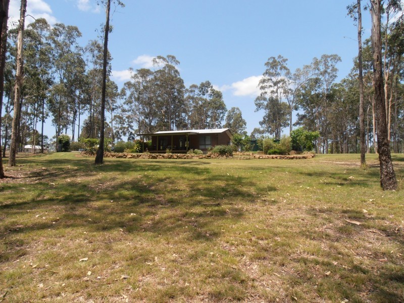 Glenwood QLD 4570