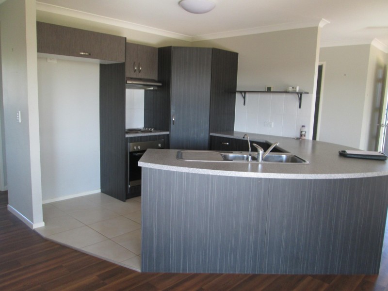 Glenwood QLD 4570