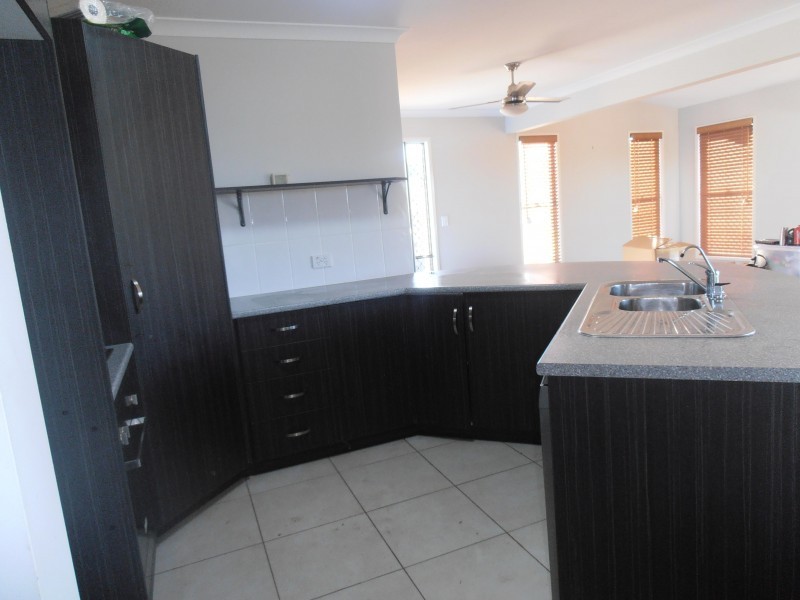 Glenwood QLD 4570