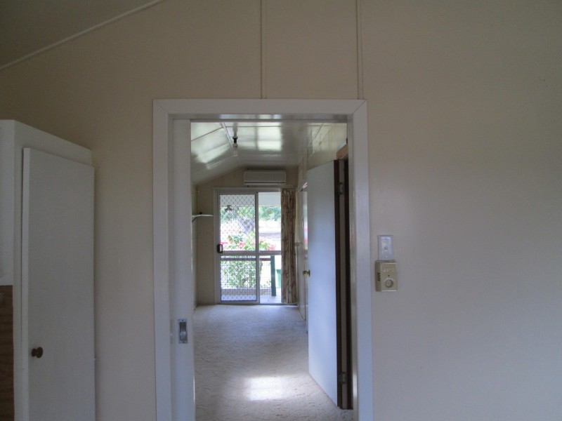 Mcintosh Creek QLD 4570