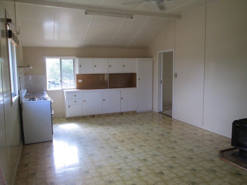 Mcintosh Creek QLD 4570