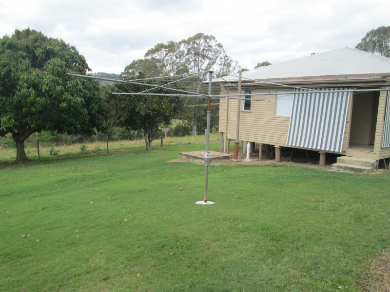 Mothar Mountain QLD 4570