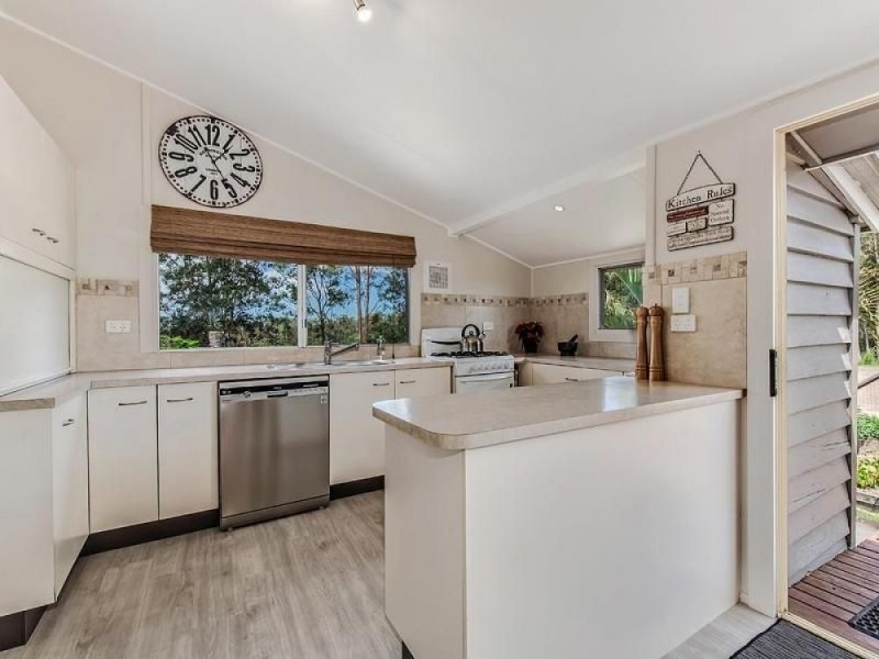 Traveston QLD 4570