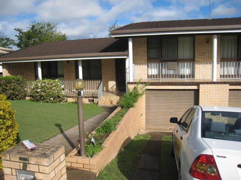 2 Louisa Street, Gympie QLD 4570