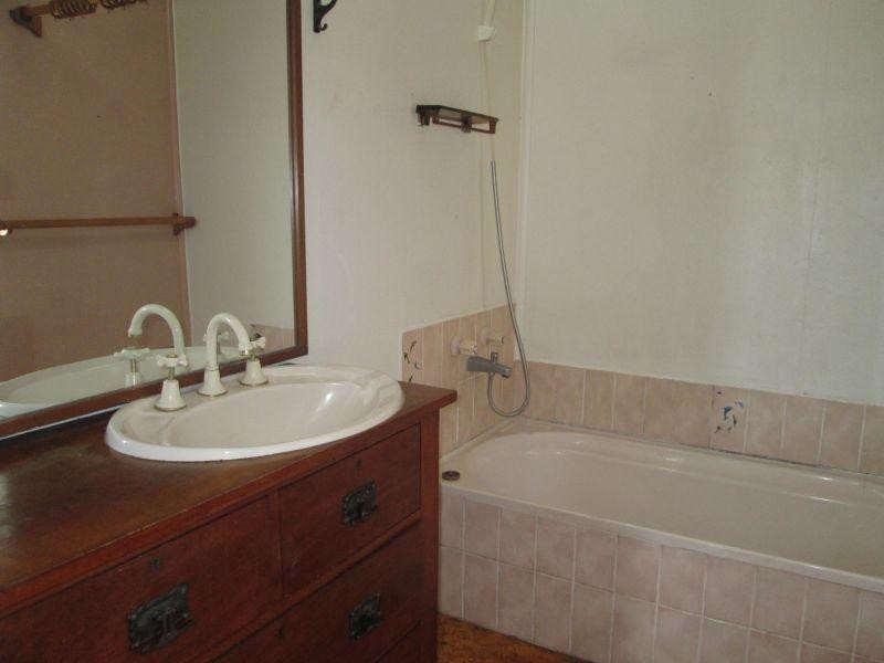 48 Red Hill Rd, Gympie QLD 4570