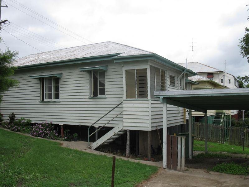 8 Stewart Terrace, Gympie QLD 4570