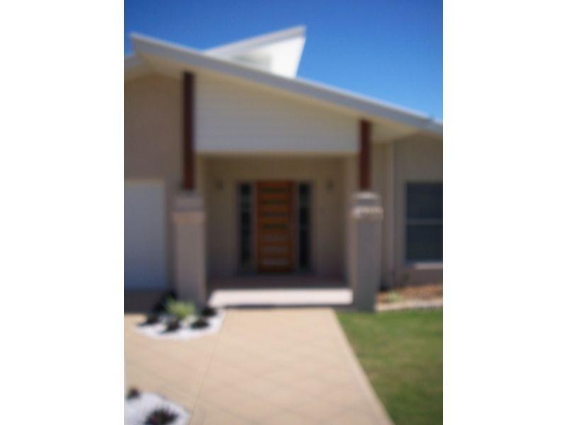 20 Heights Drive, Gympie QLD 4570