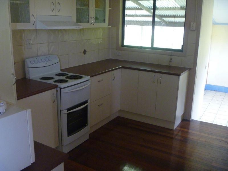 26 Bridge Street, Kilkivan QLD 4600