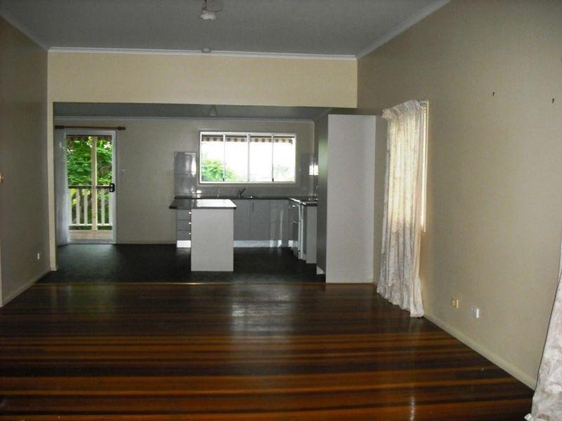 43 Hilton Road, Gympie QLD 4570