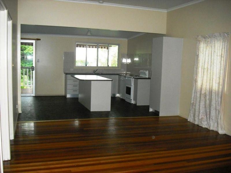 43 Hilton Road, Gympie QLD 4570