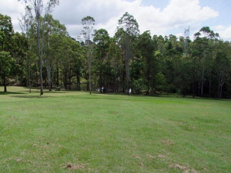 15 Trout rd, The Dawn QLD 4570