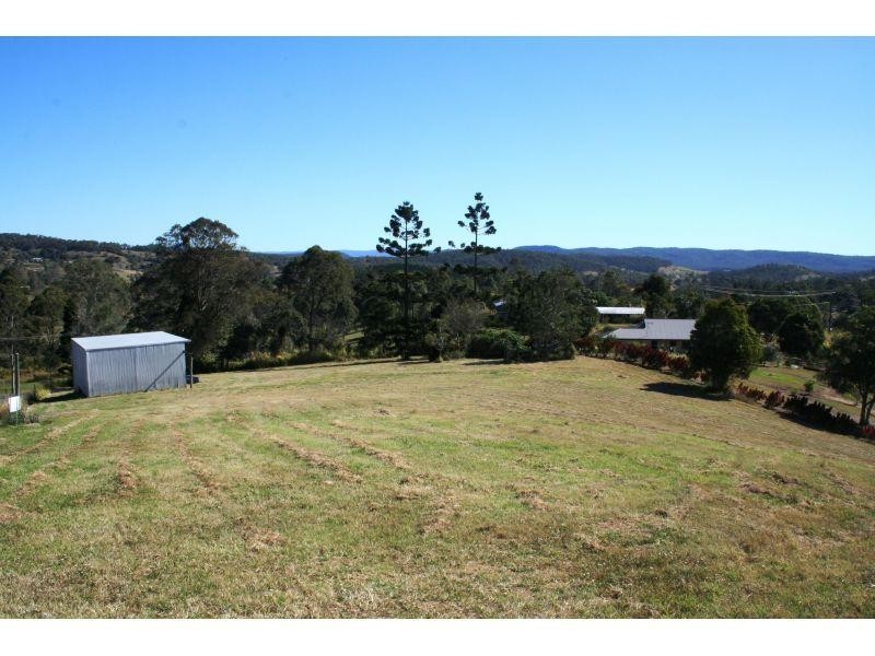 10 Wanaring Rise, Chatsworth QLD 4570