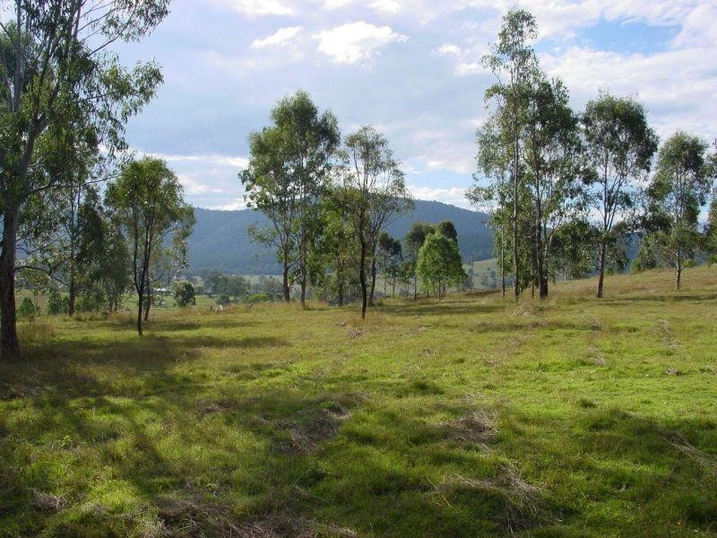 37 Limestone Dr, Widgee QLD 4570