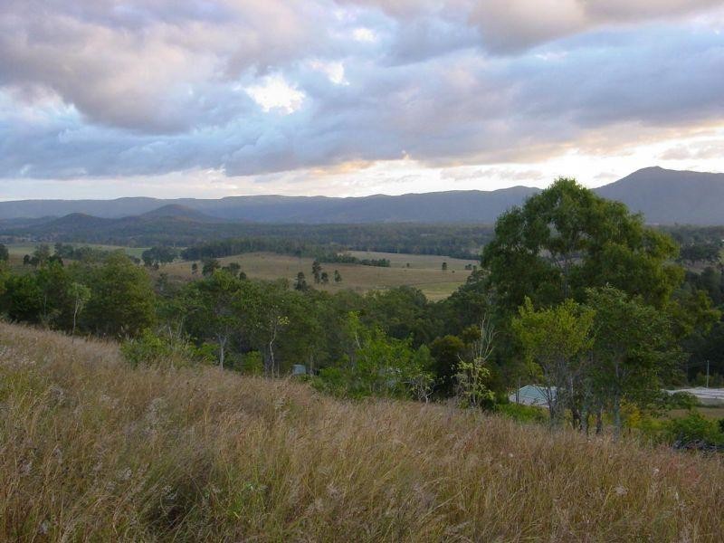 37 Limestone Dr, Widgee QLD 4570