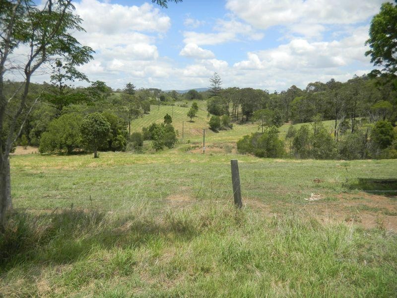 830 Mcintosh Creek Road, Calico Creek QLD 4570