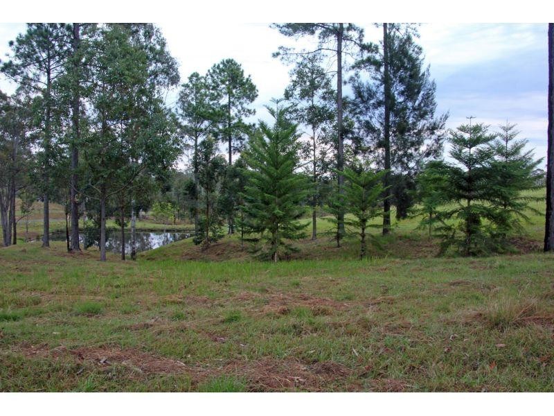 11 Kiaka Road, Lagoon Pocket QLD 4570