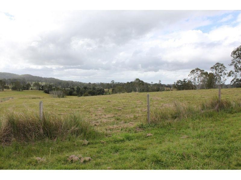 29 Buranda Rd, Widgee Crossing South QLD 4570