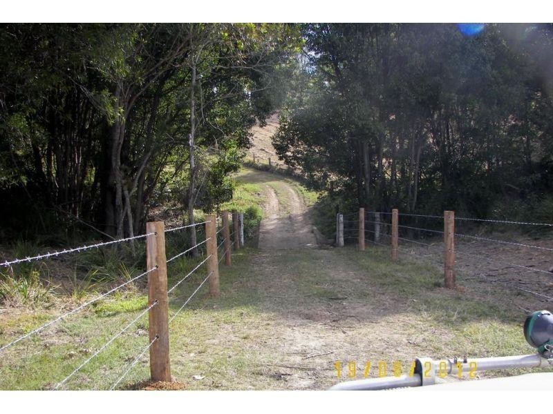 81 Tatnell Road, North Deep Creek QLD 4570