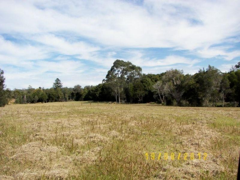 81 Tatnell Road, North Deep Creek QLD 4570
