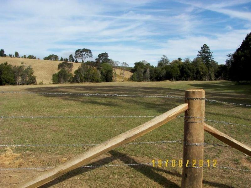 81 Tatnell Road, North Deep Creek QLD 4570