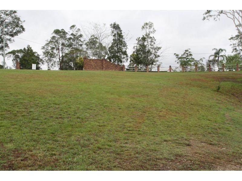 9 Sovereign Drive, Tamaree QLD 4570