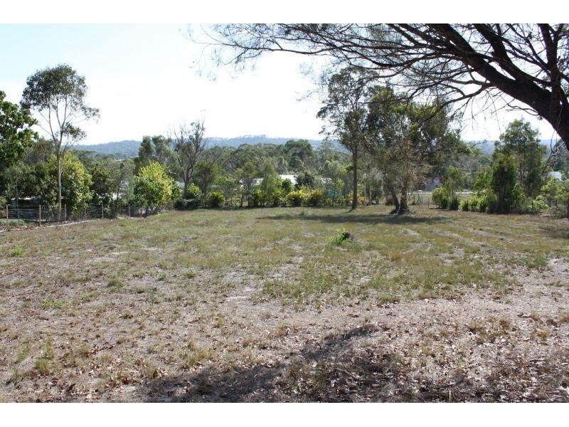 82 Bayside Road, Cooloola Cove QLD 4580