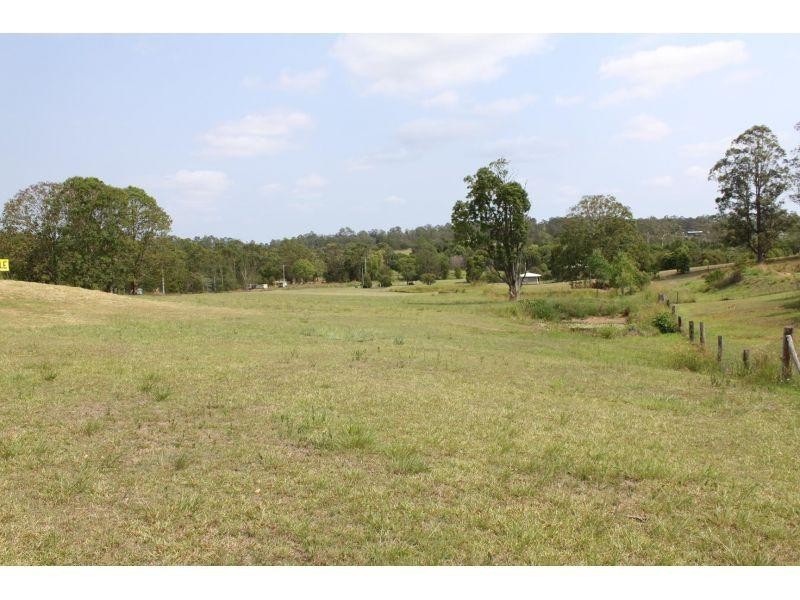 8 Baird Lane, Veteran QLD 4570